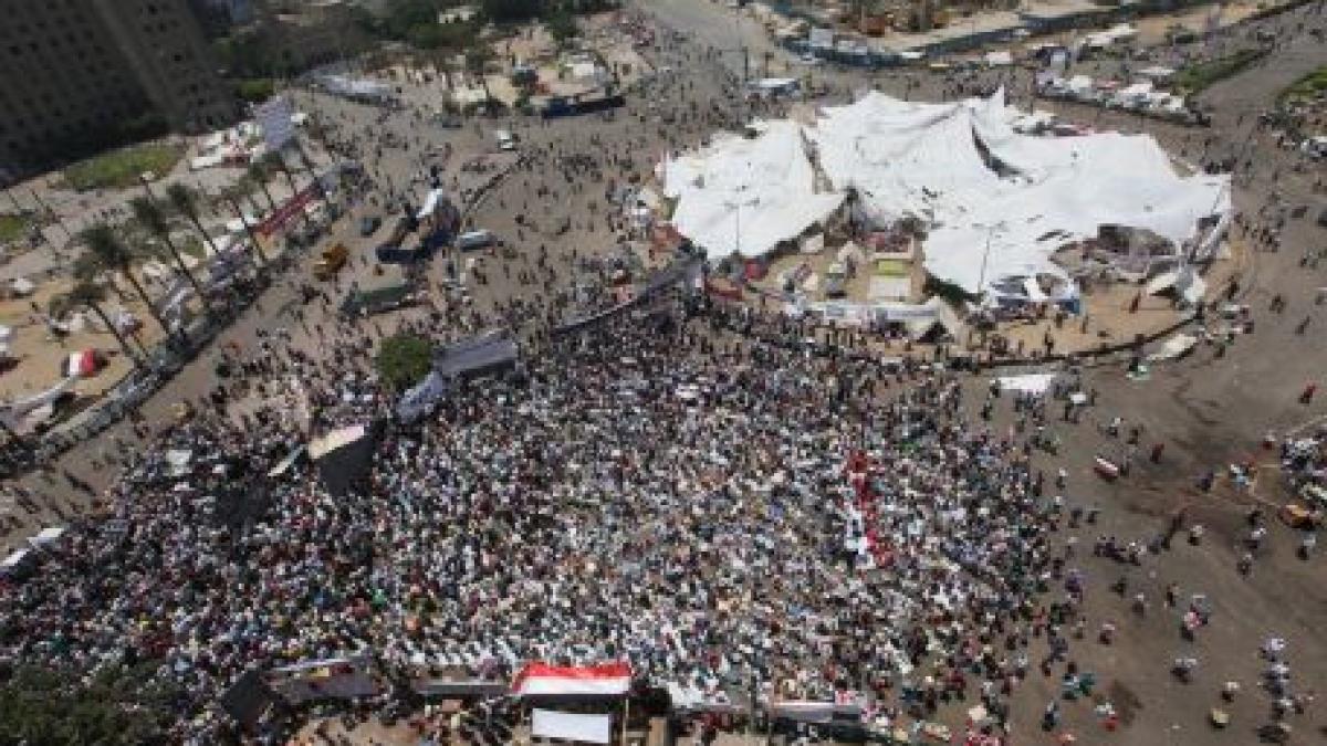 remaniere guvernamentala in egipt pe fondul protestelor violente