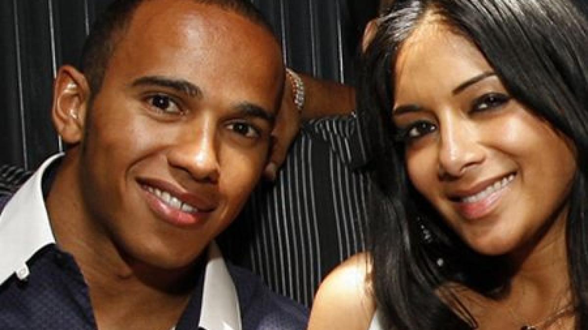 cantareata nicole scherzinger se marita cu pilotul de formula 1 lewis hamilton