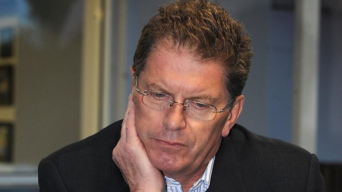 proteste cu invective la adresa unui lider australian fata de o lege anti injurii