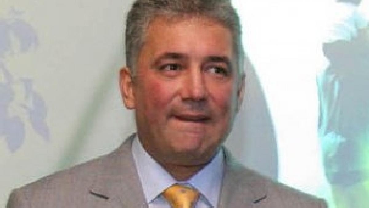 videanu s a relaxat pe plaja din mamaia cu un masaj