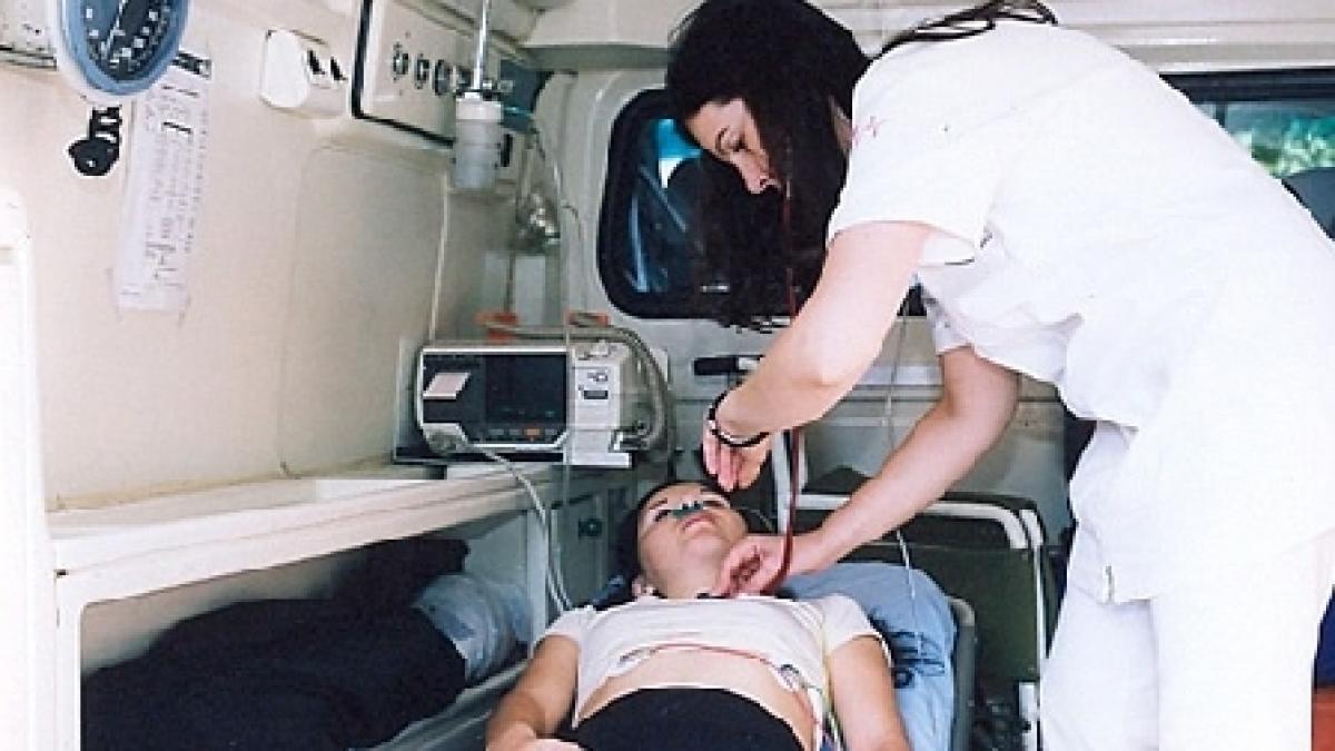 irlanda o doctorita care a studiat in romania nu a fost in stare sa ia pulsul unui bolnav