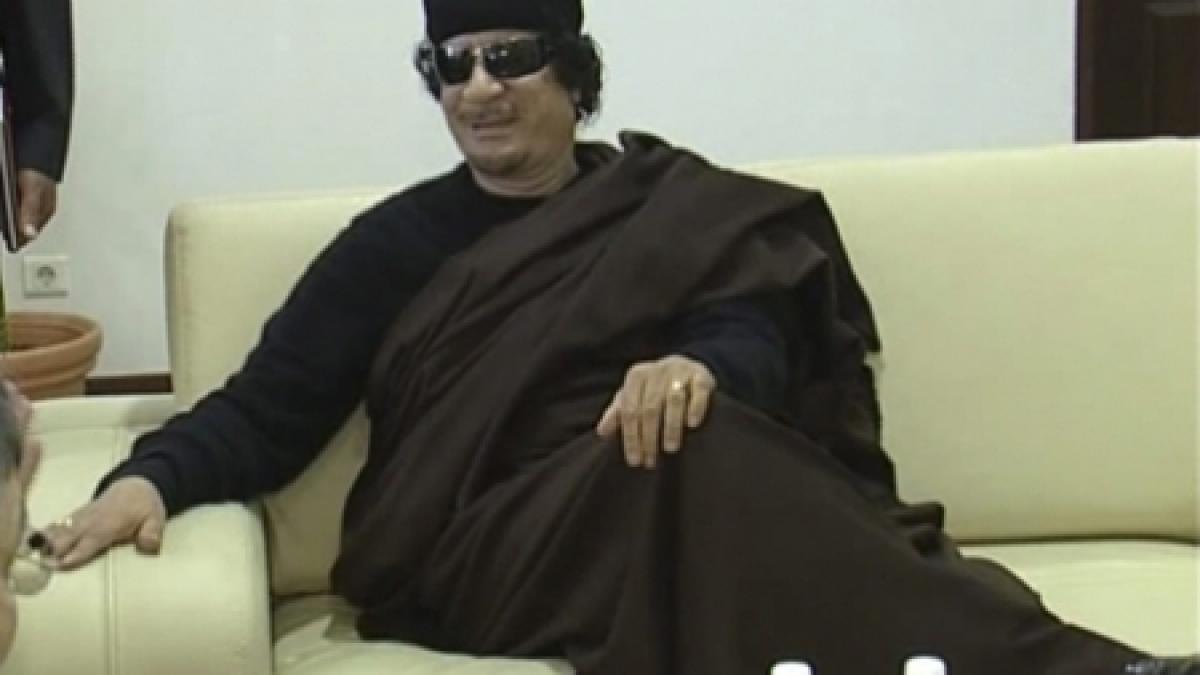 ministrul de externe francez muammar gaddafi ar putea sa ramana in libia daca renunta la politica