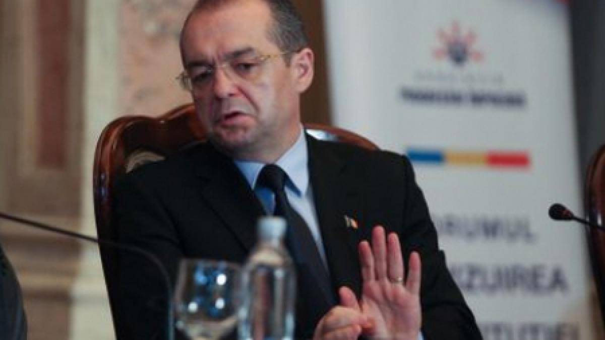 boc s a enervat la o sedinta pe tema fondurilor ue l a dat afara pe seful unei autoritati de