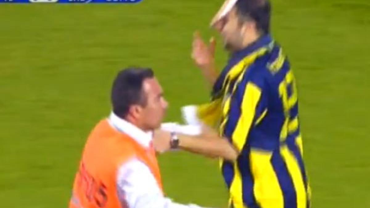 fanii turci au oprit meciul fenerbahce sahtior presa principala tina