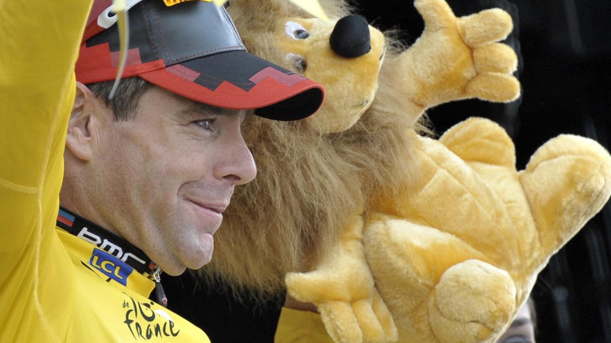 turul frantei cadel evans a preluat tricoul galben dupa contratimpul castigat de tony martin