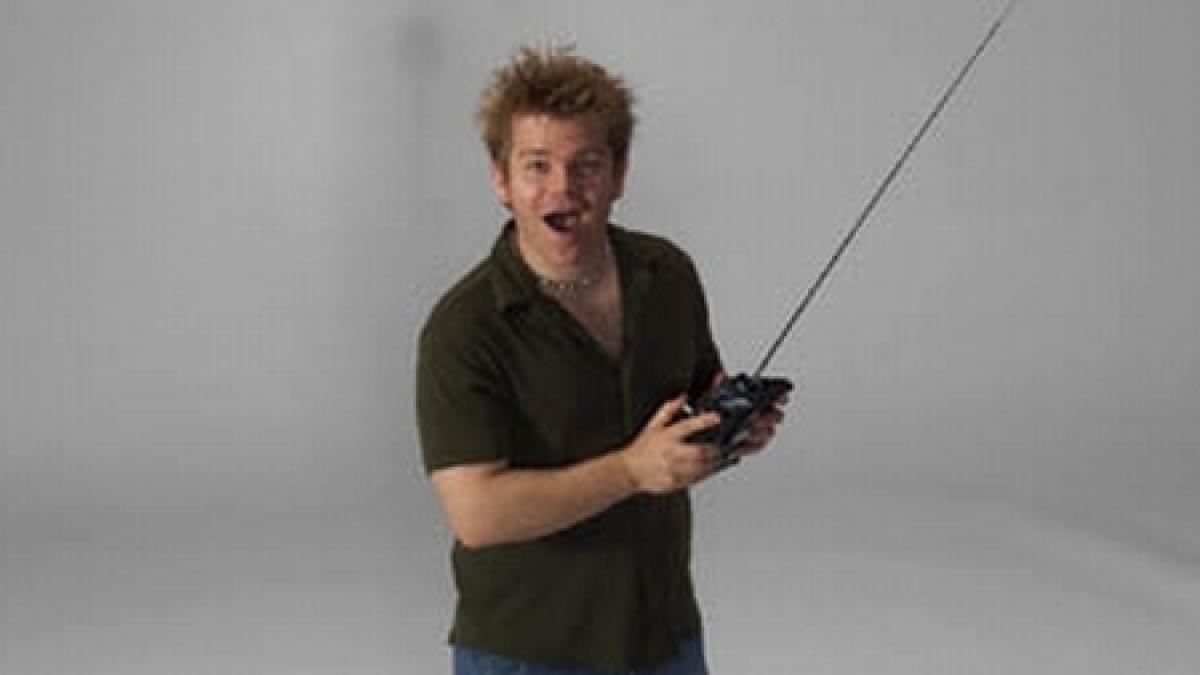 jucarii pentru cei mari adultii scot mii de lei din buzunare pentru masinute sau elicoptere