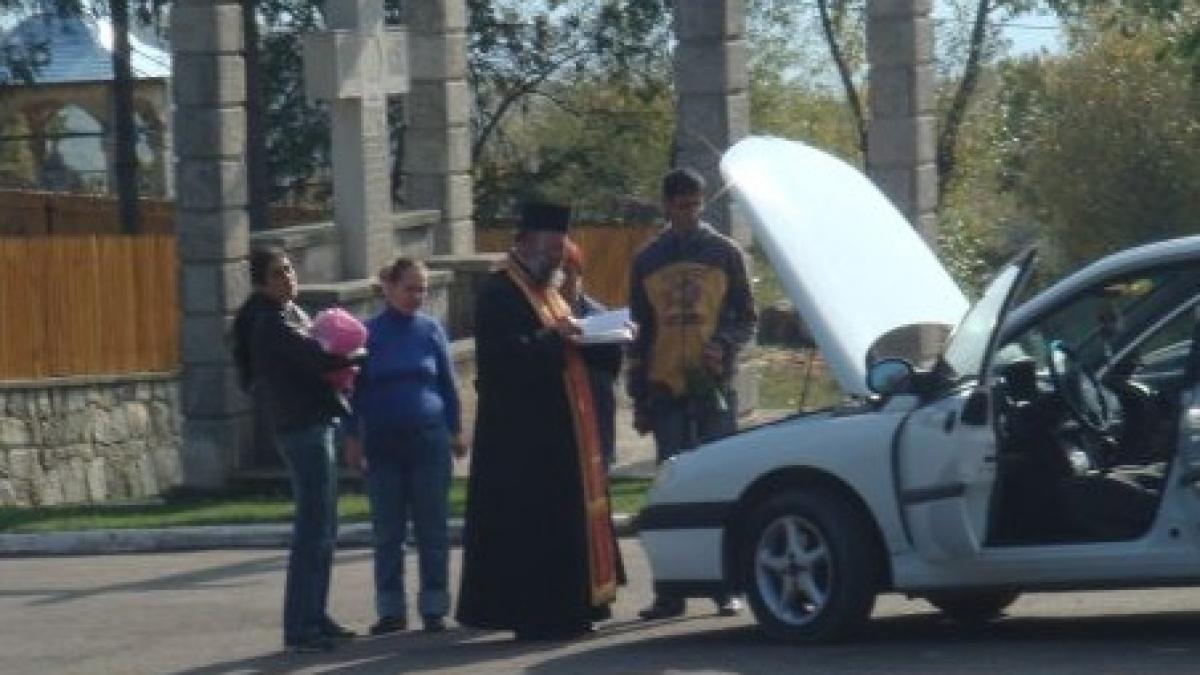 sute de credinciosi romano catolici si au sfintit masinile de ziua sfantului cristofor