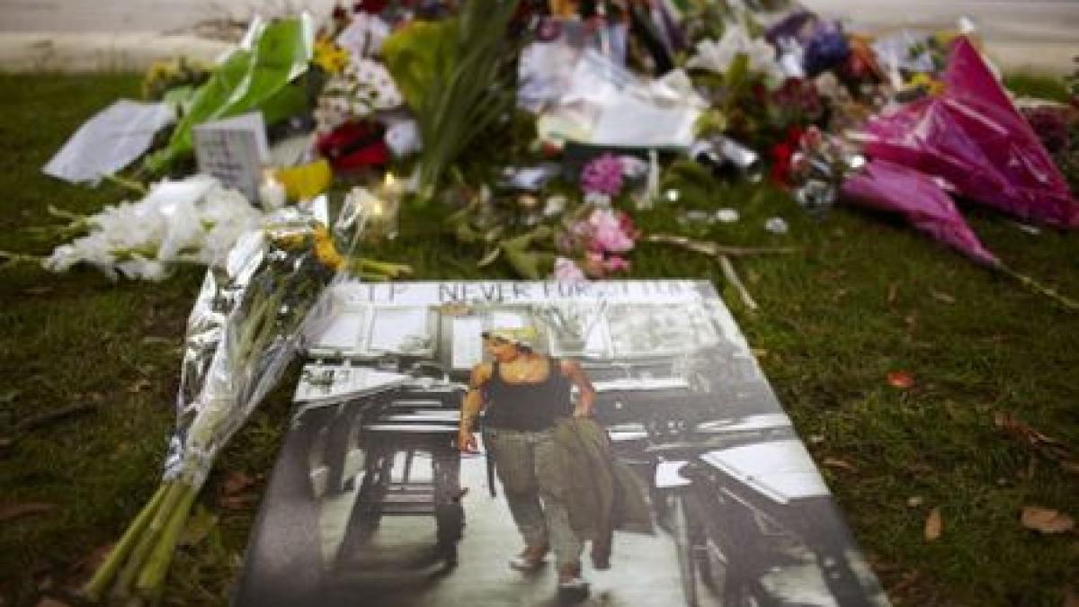 amy winehouse va fi inhumata astazi familia va tine ascunse detaliile despre funeralii