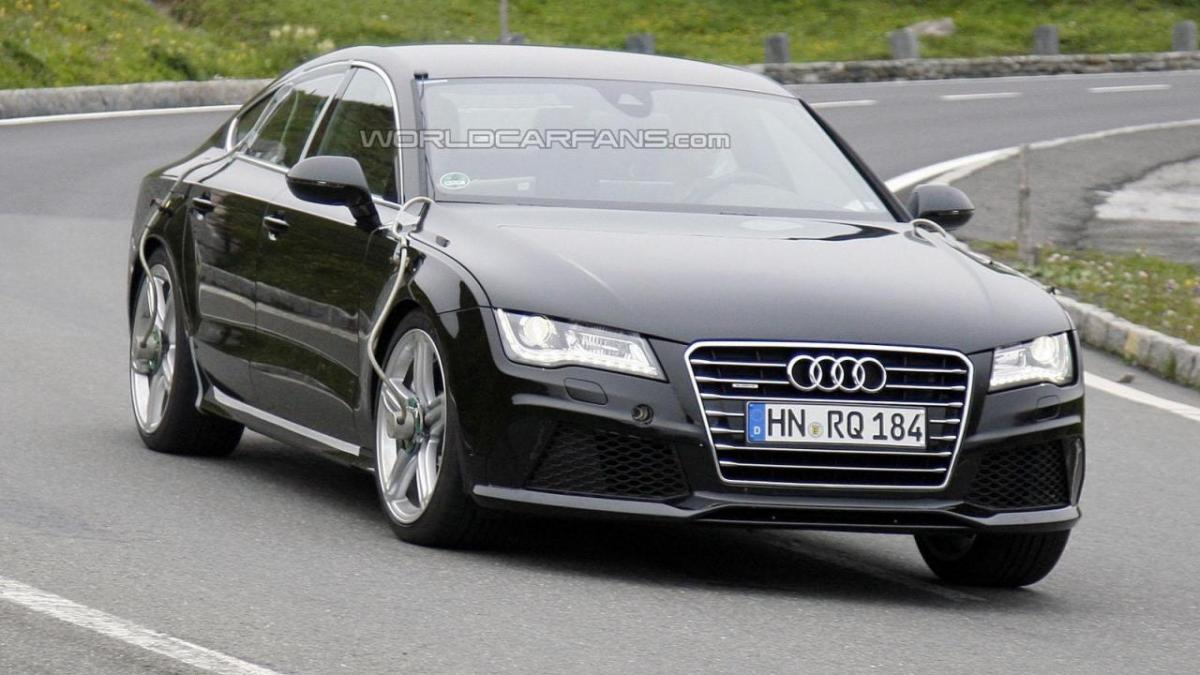 audi s7 surprins fara camuflaj in imagini spion