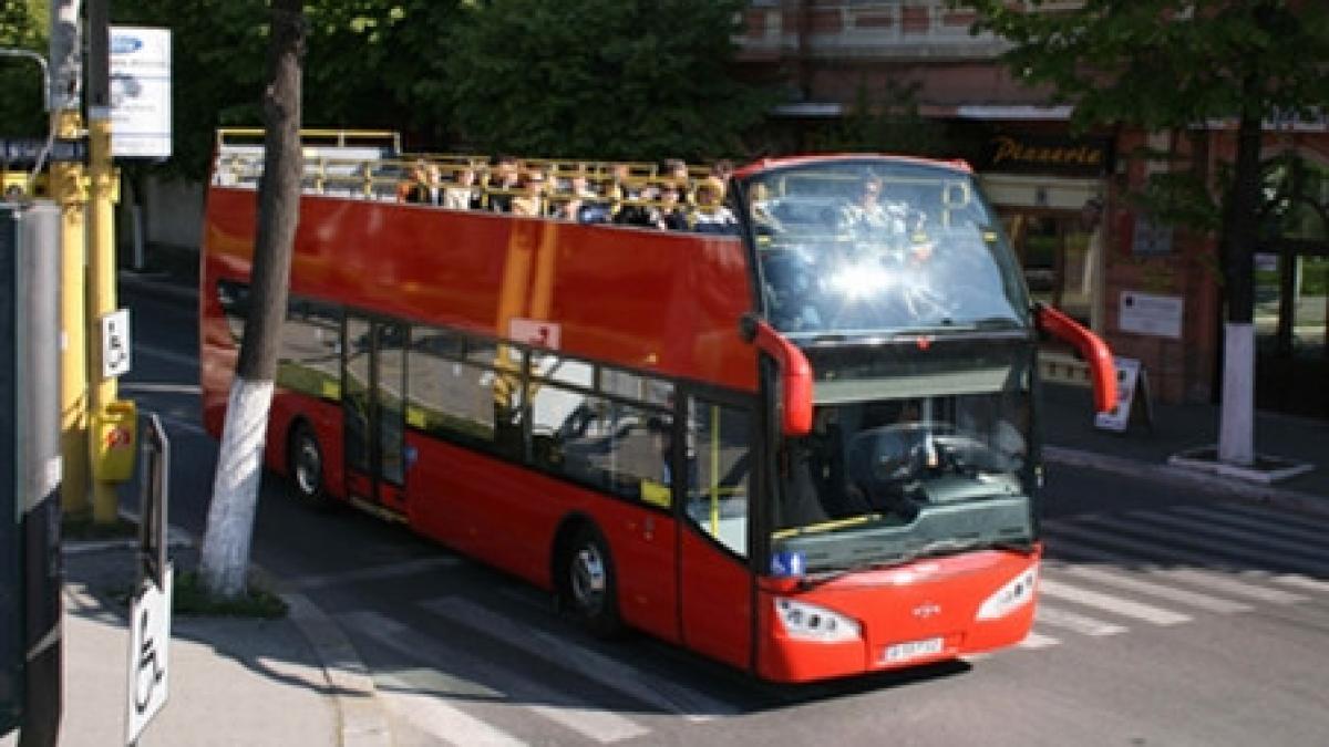 autobuze supraetajate pentru vizitarea obiectivelor turistice din bucuresti