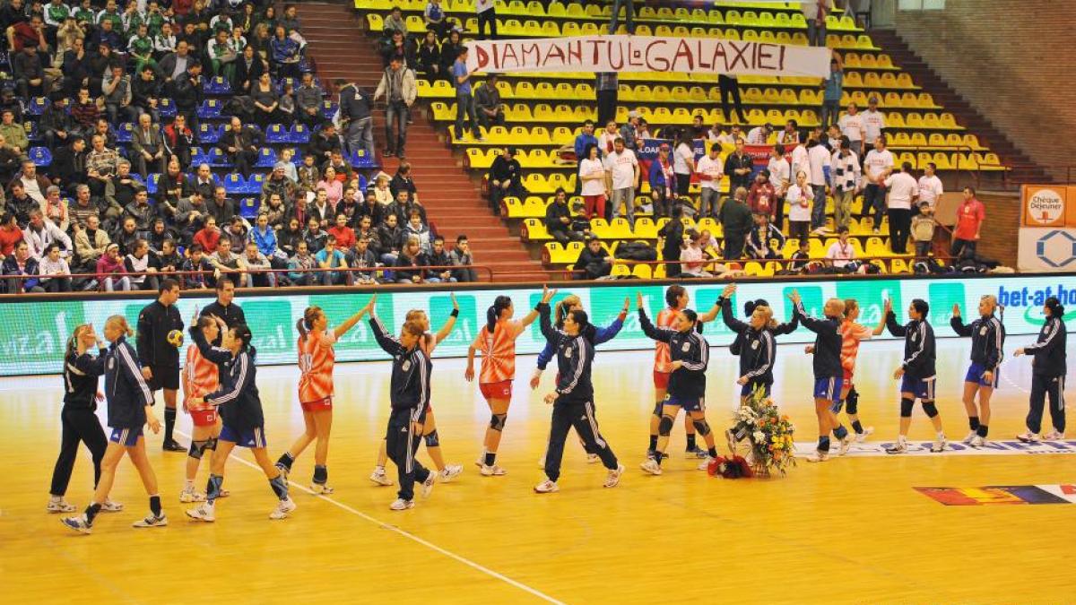 echipele feminine romanesti si au aflat adversarele din cupele europene la handbal