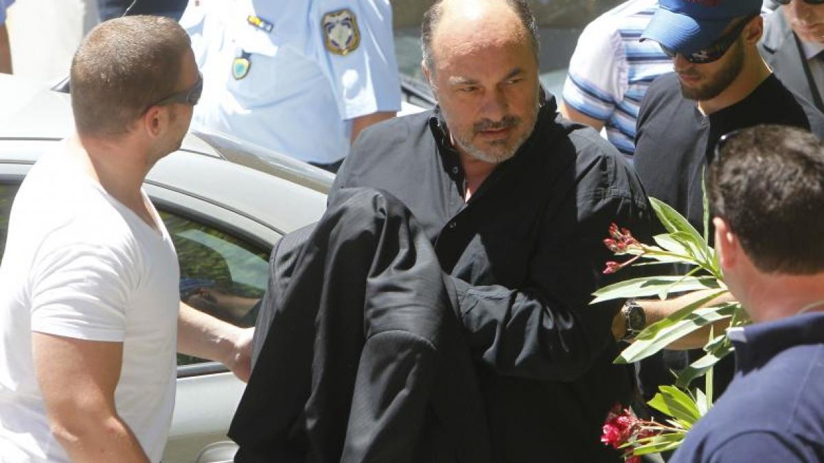 doua echipe din grecia au fost retrogradate ca urmare a implicarii in scandalul meciurilor trucate