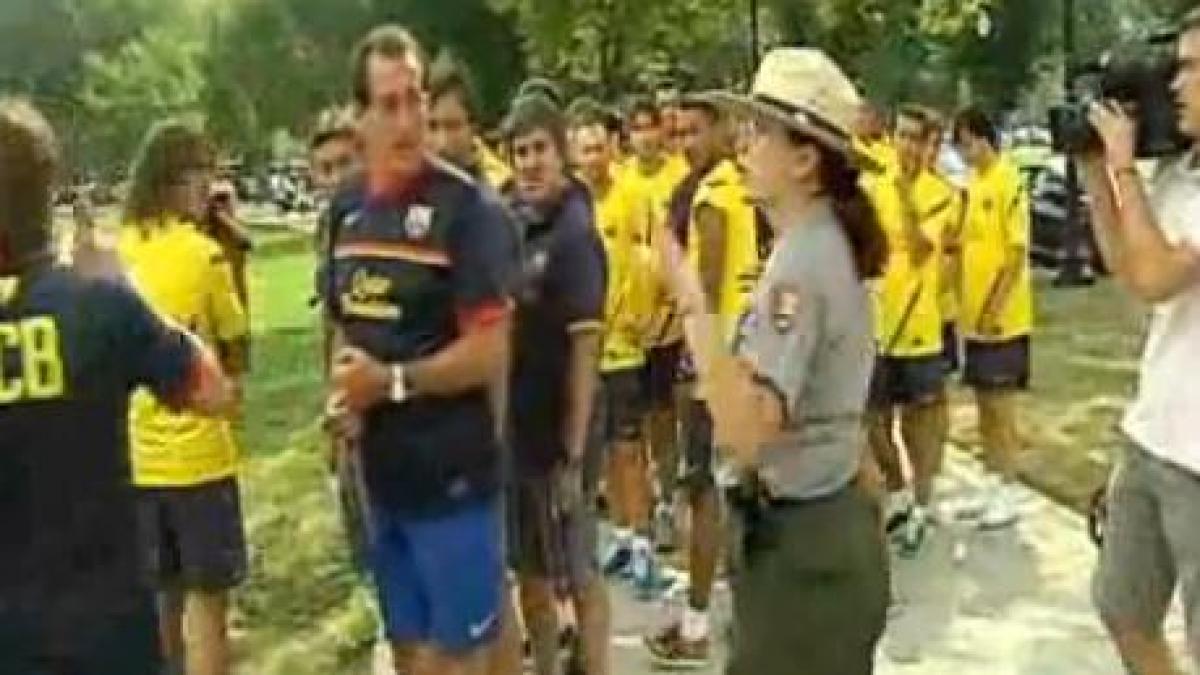 barcelona nu a fost lasata sa se antreneze pe un teren din washington situat in apropiere de casa