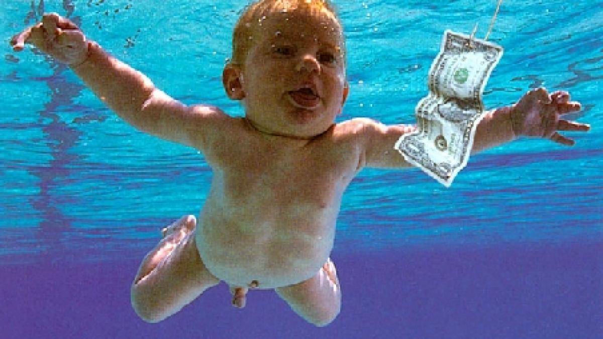 poza de coperta a unui album nirvana reprezentand un bebelus gol interzisa de facebook