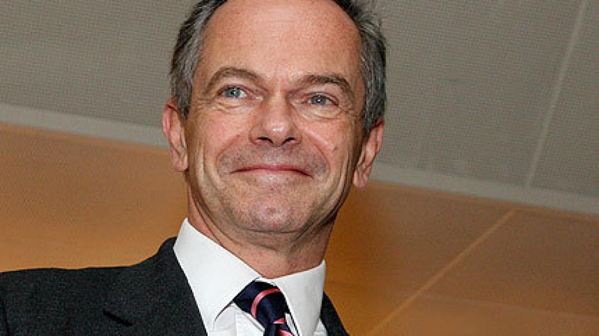 seful erste spune raspicat ca nu vrea sa listeze bcr sif raspunde am pierdut pana acum pentru ca nu