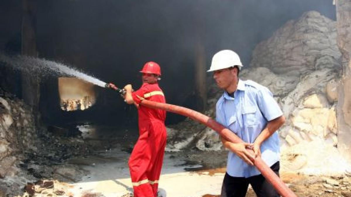 libia nato distruge o serie de emitatoare ale televiziunii pentru a l reduce la tacere pe gaddafi