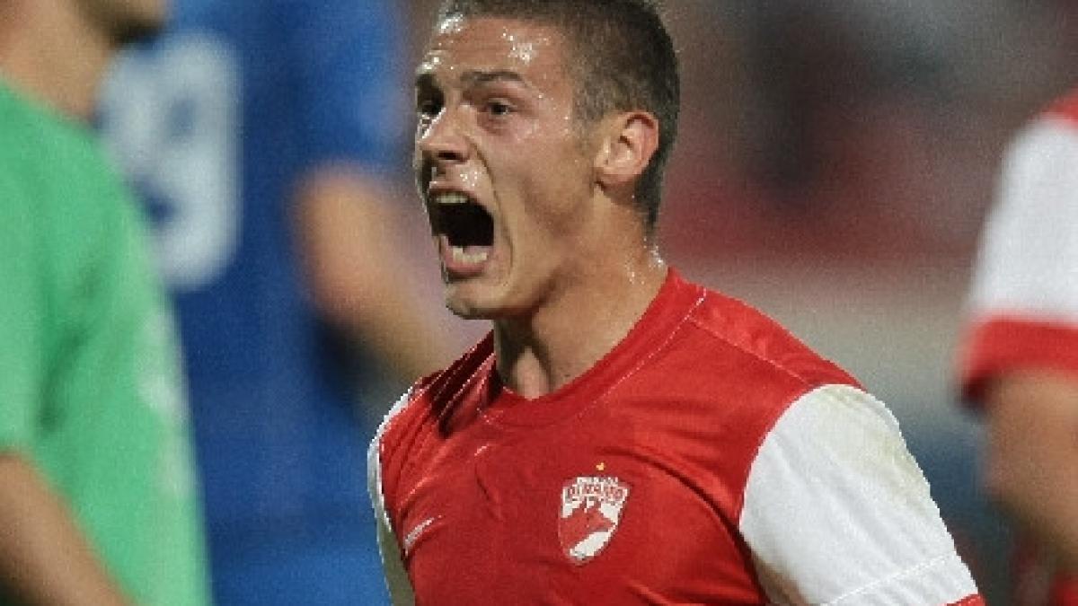 dinamo castiga fara probleme in deplasare la gaz metan medias scor 0 5