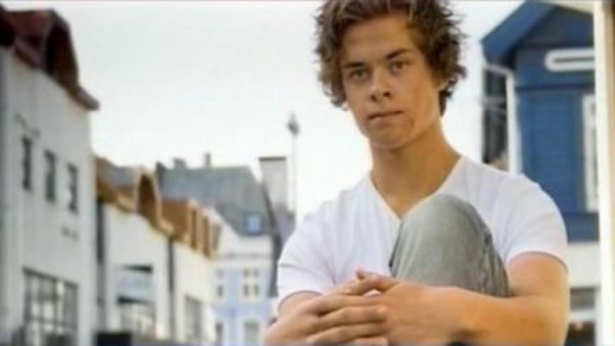 mesajul unui adolescent supravietuitor al masacrului din norvegia nu ma tem de breivik planul sau a