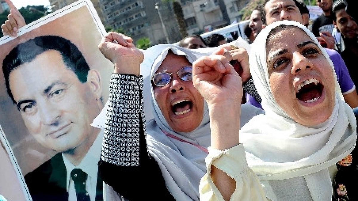 fostul presedinte egiptean hosni mubarak va fi judecat de un tribunal din cairo