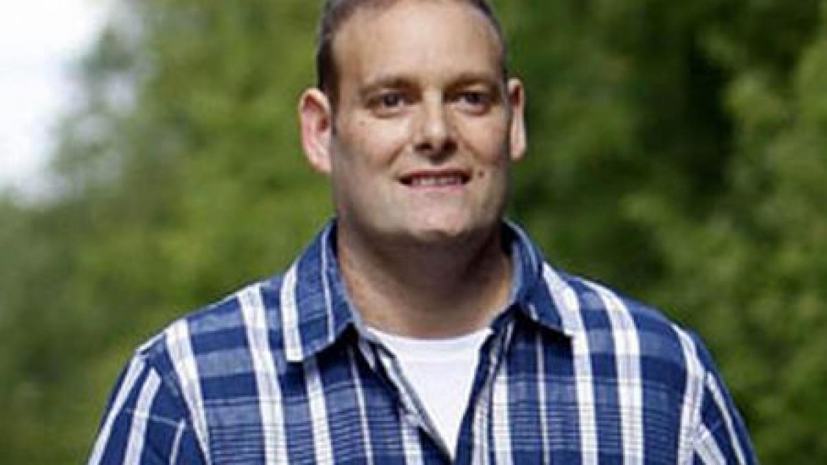 premiera o inima complet artificiala transplantata unui barbat din marea britanie