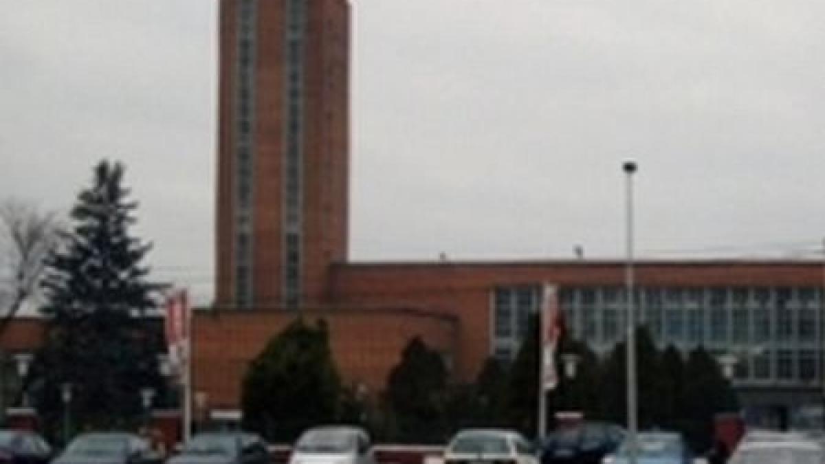 utilaje din uzina tractorul in valoare de 1 8 milioane de lei vandute la fier vechi