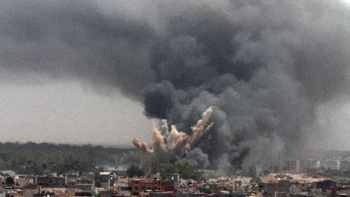 guvernul libian acuza nato ca a bombardat tinte civile in zlitan