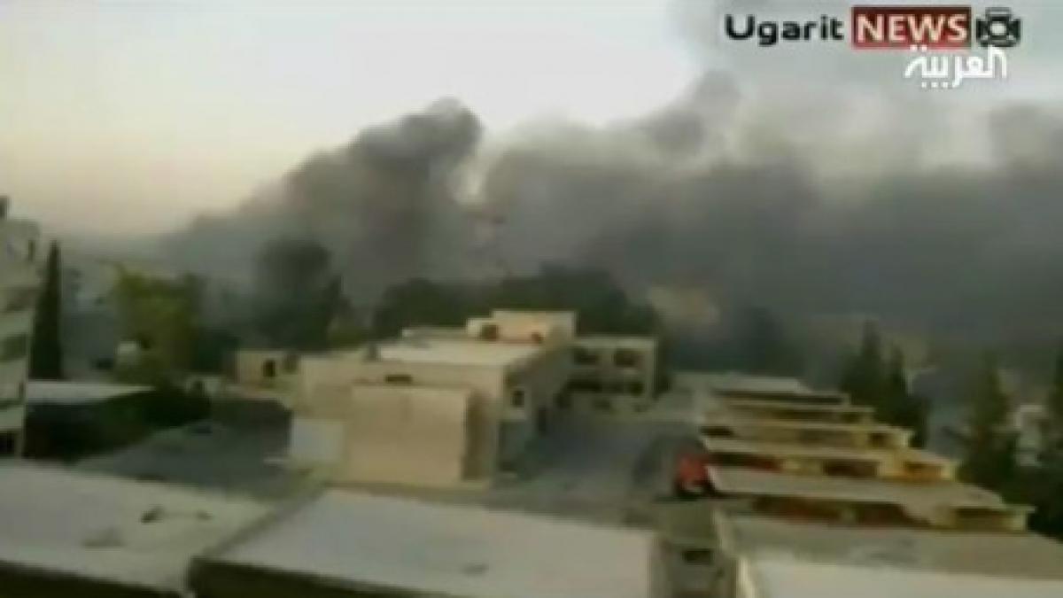 televiziunea siriana prezinta victoria din hama zeci de mii de sirieni ies din nou in strada