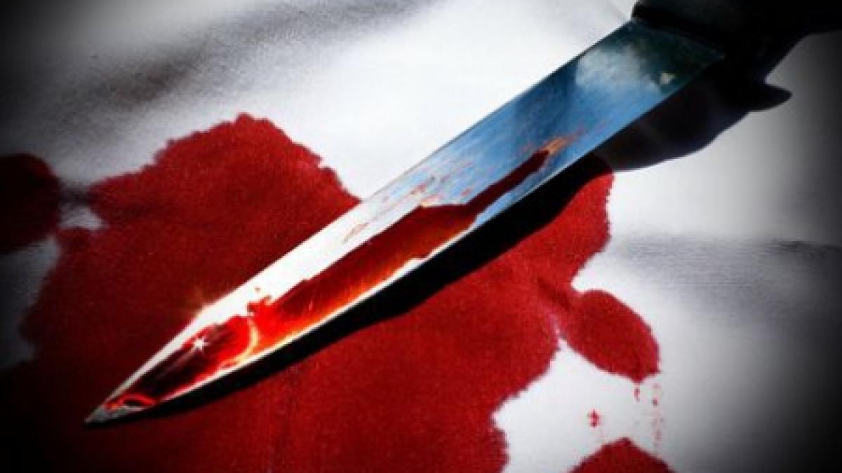 un copil a fost injunghiat de mama sa pentru ca i a cerut de mancare