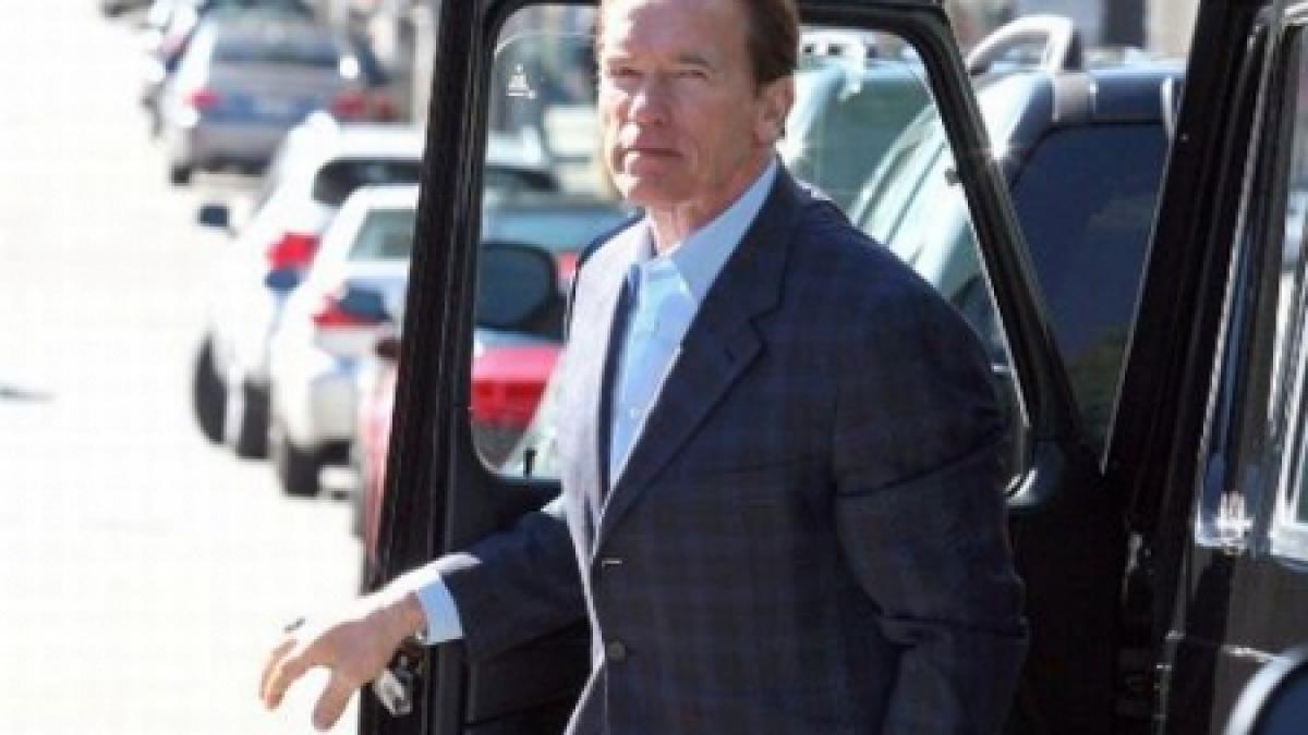 arnold schwarzenegger amendat de doua ori de politie vezi ce lege a incalcat