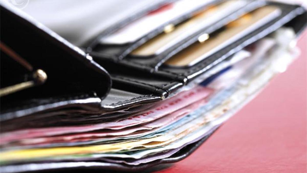 doi timisoreni au returnat proprietarului un portofel in care erau 900 de euro