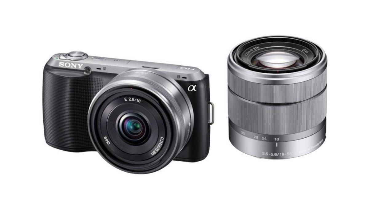 sony lanseaza doua noi camere foto in romania nex c3 si 35