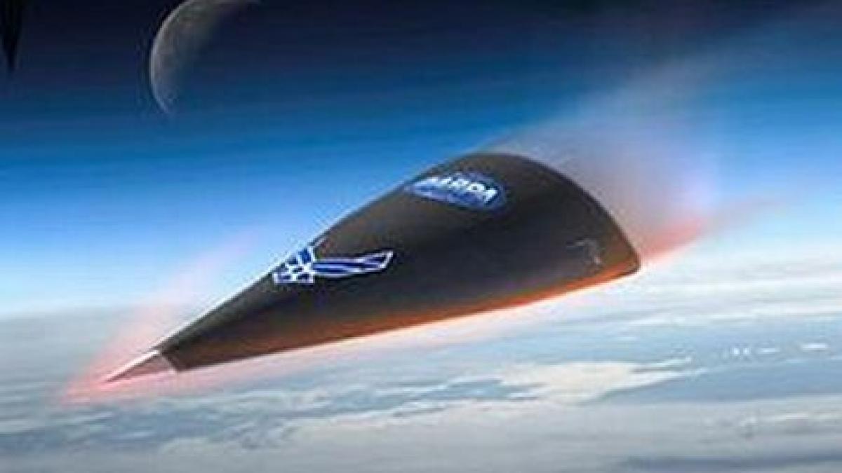 Avionul Falcon HTV-2, care are o viteză de 20 de ori cât cea a ...