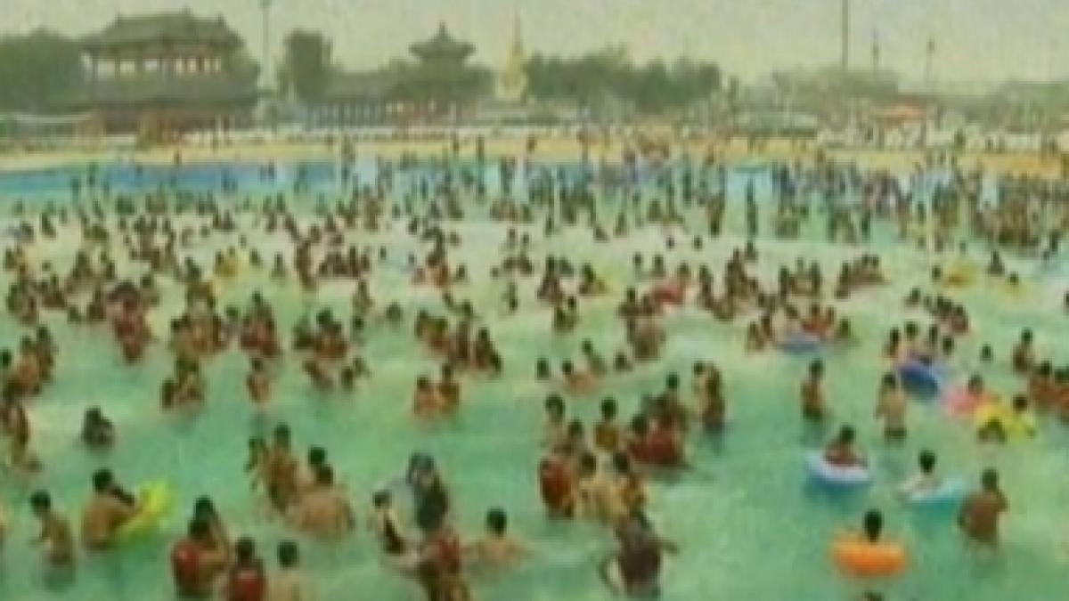cel mai mare parc acvatic cu valuri din lume se afla in china