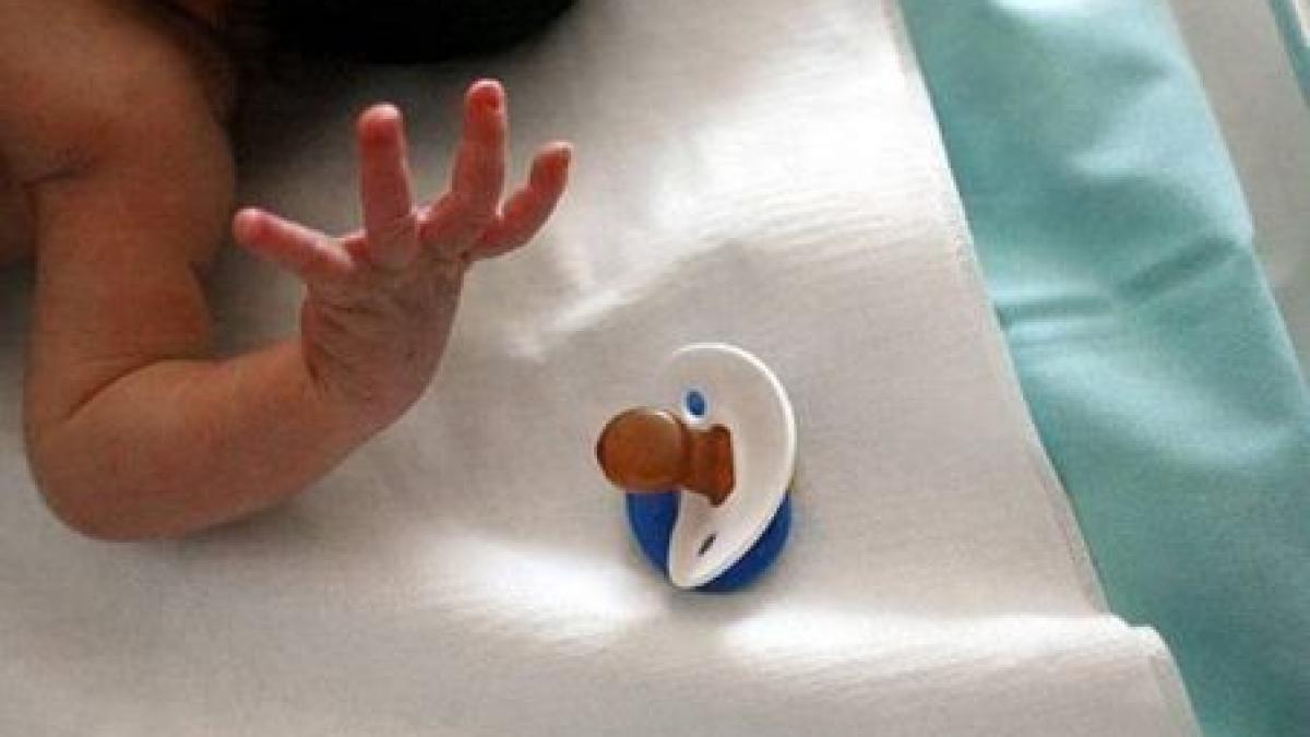 prima generatie de bebelusi nascuti gata drogati cu etnobotanice