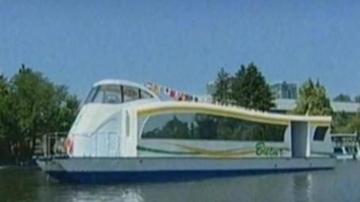 lacul herastrau este mai bogat cu un vapor vezi aici detalii despre cel mai scump vas