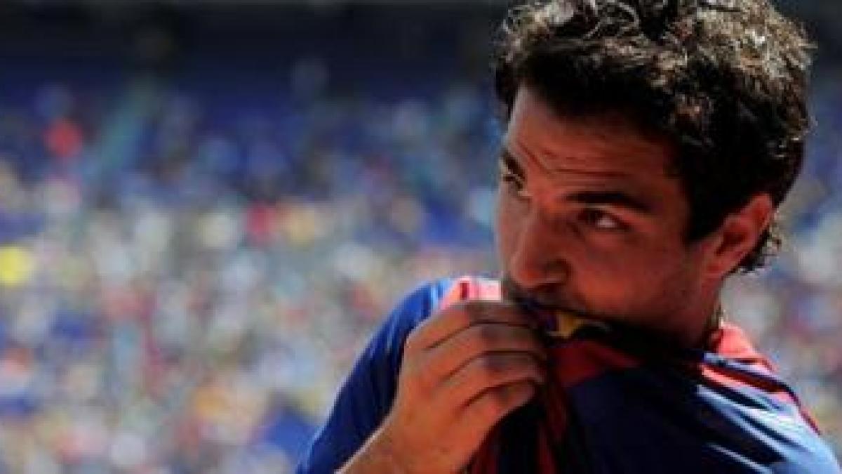 cesc fabregas a fost prezentat oficial la fc barcelona