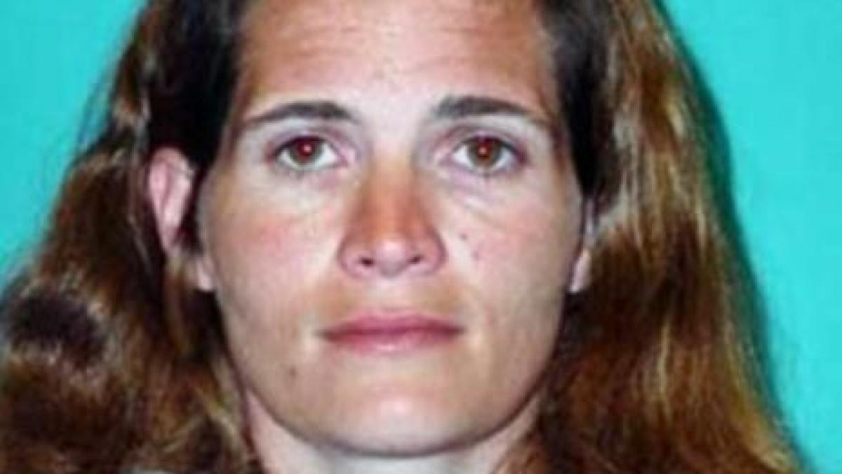 o femeie a incercat sa isi vanda copilul de cinci ani pentru 2 000 de dolari