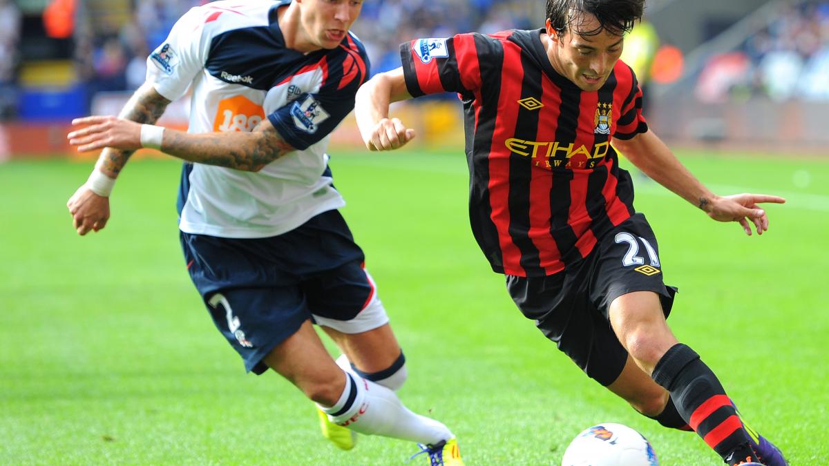 premier league manchester city castiga la bolton si ocupa primul loc in clasament