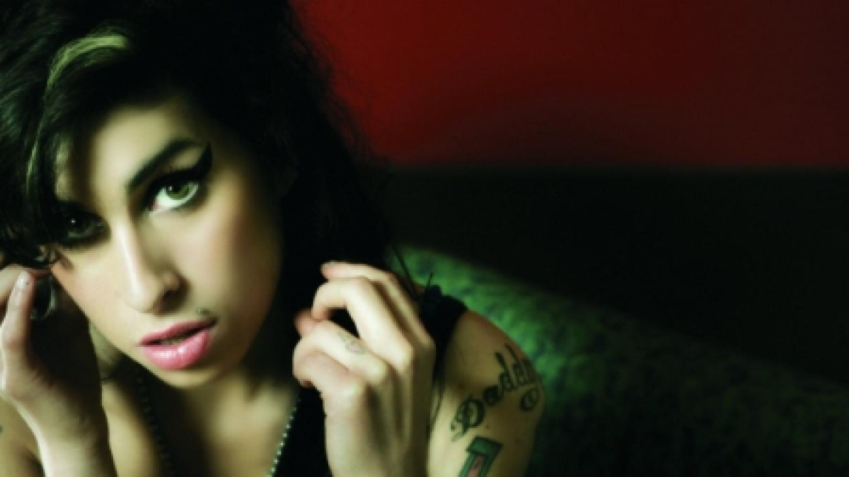 amy winehouse nu a murit din cauza unei supradoze de droguri cantareata avea alcool in corp