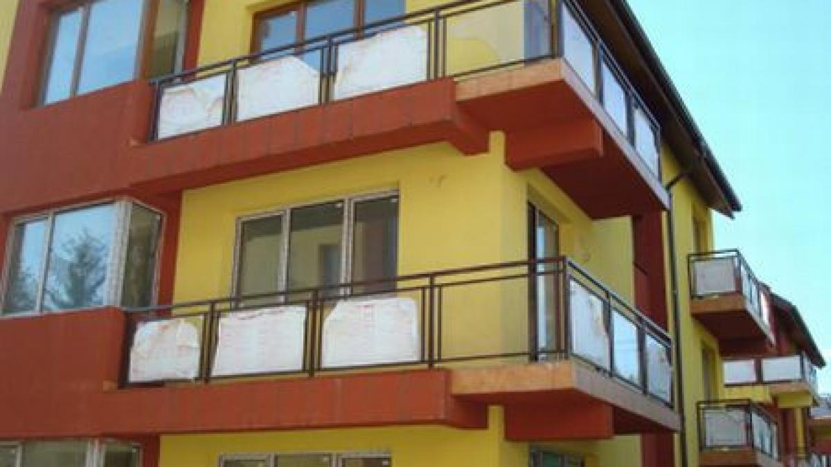 balconul unui apartament din timisoara s a prabusit cu doua persoane in el