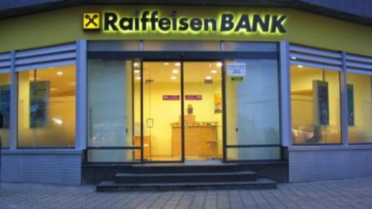 profitul raiffeisen a simtit mai mult presiunea cheltuielilor administrative decat cresterea