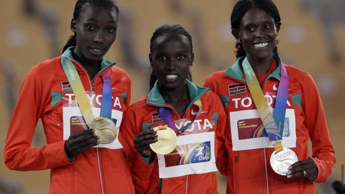 cm de atletism podium kenyan in finala feminina la 10 000 de metri