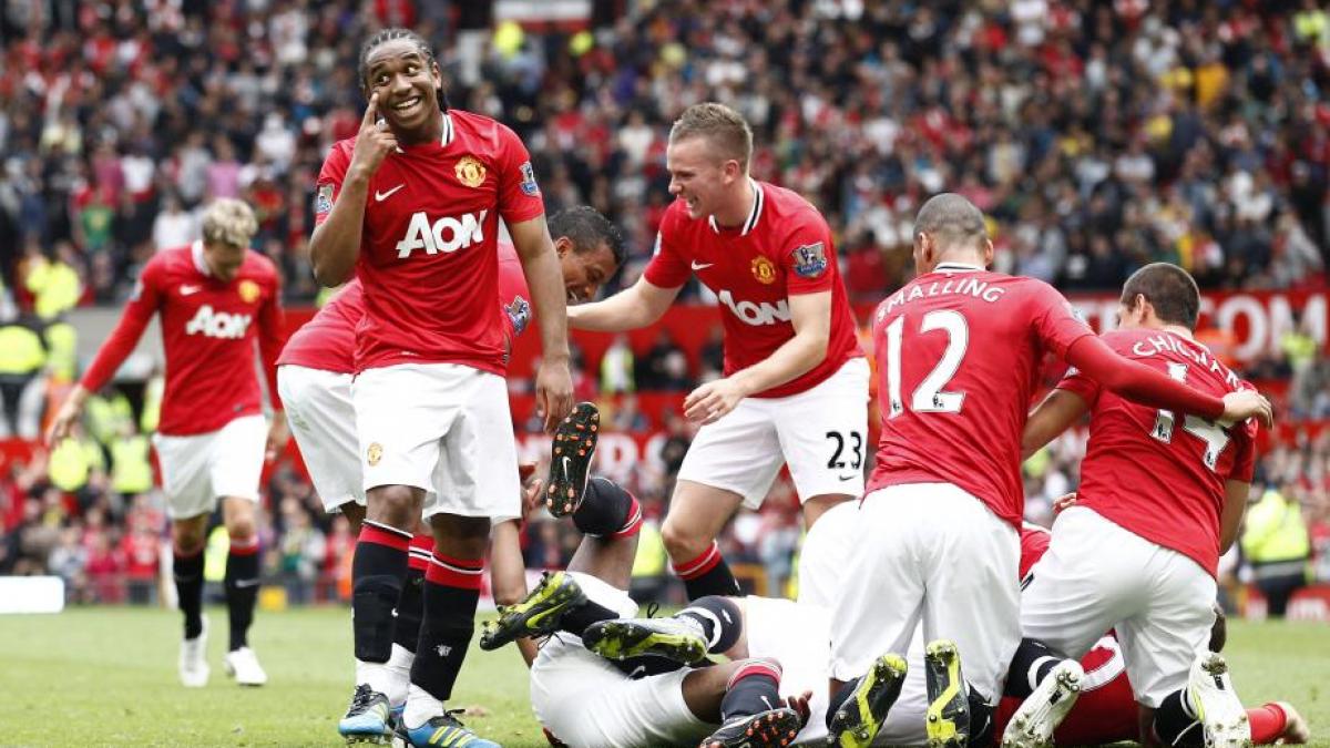 premier league echipele din manchester au marcat impreuna 13 goluri impotriva lui arsenal si