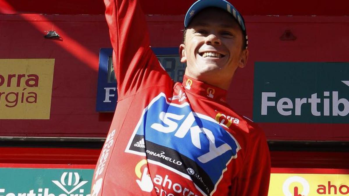 chris froome preia tricoul rosu in vuelta dupa contratimpul din etapa a 10 a
