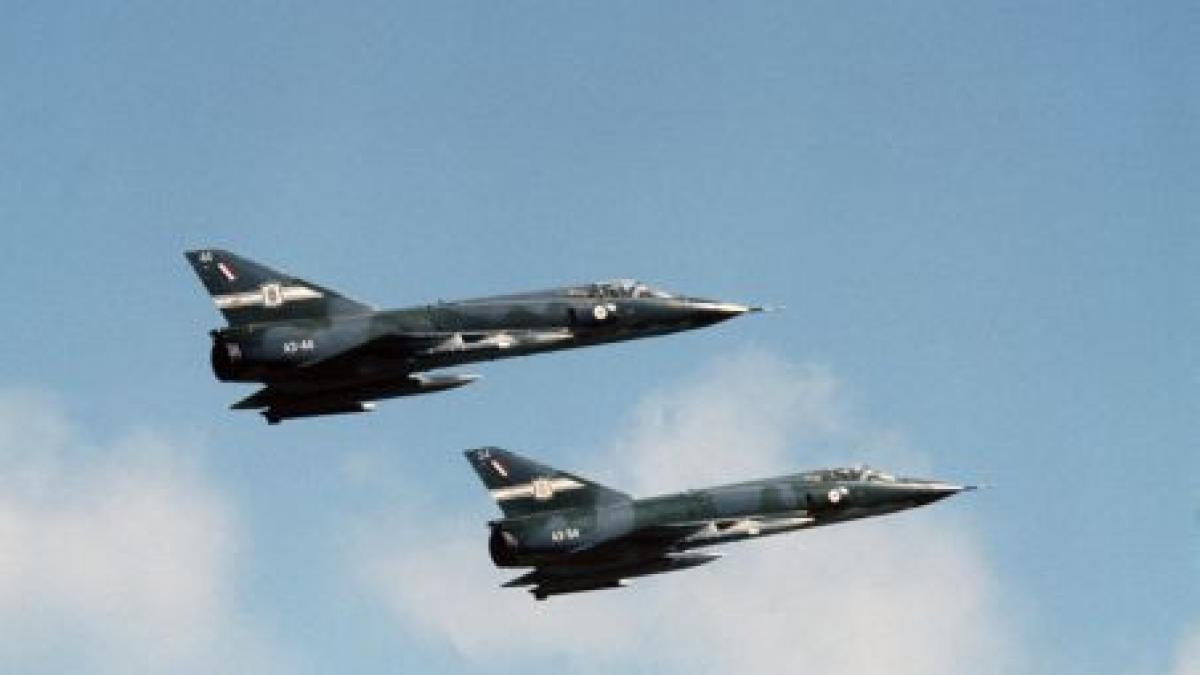 doua avioane nato au intrat in coliziune in lituania incidentul nu s a soldat cu victime