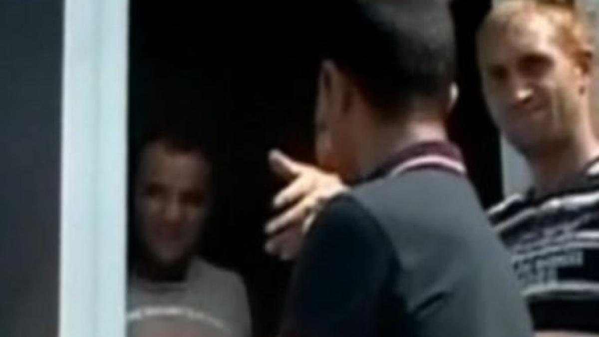 jurnalisti injurati si amenintati cu bataia de un primar din mehedinti