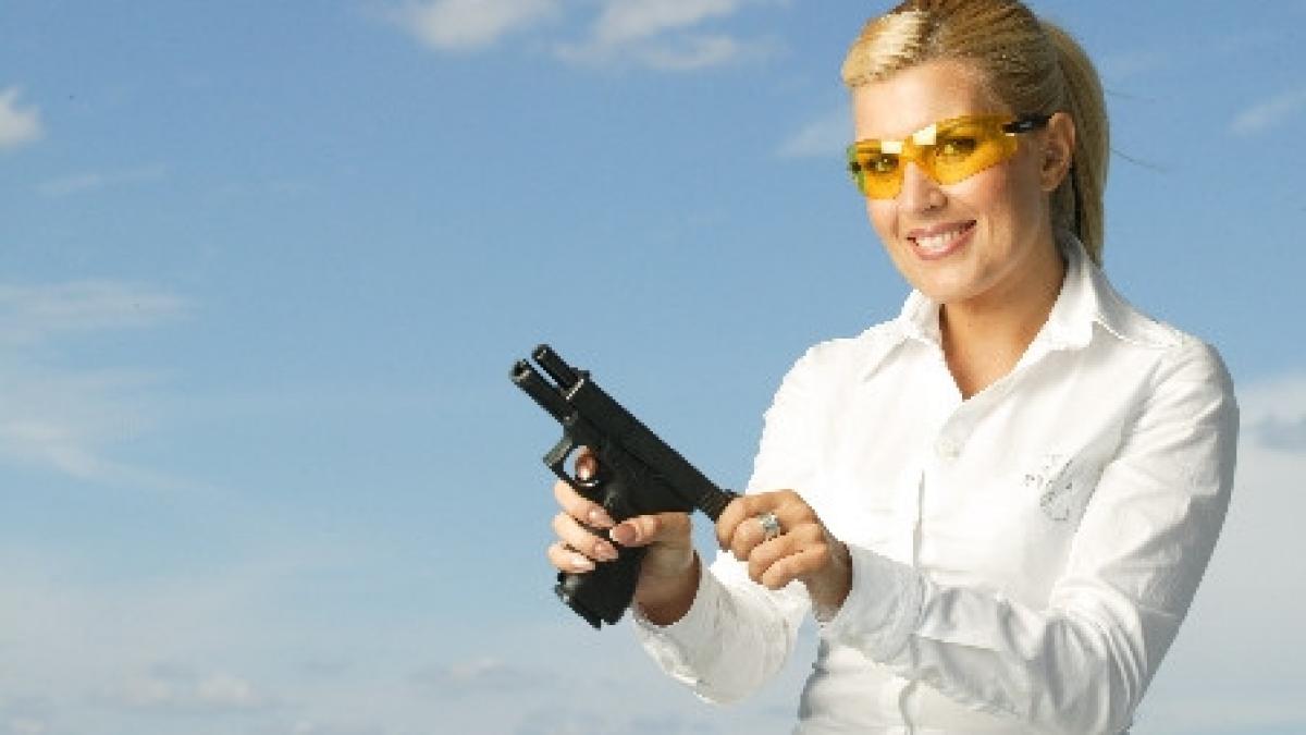 un tanar despre udrea este o persoana very beautiful vezi o galerie foto inedita cu ministrul