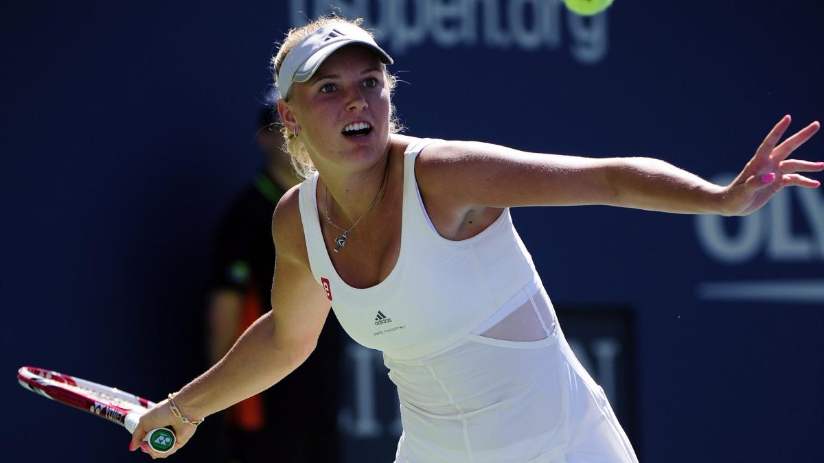 us open serena williams si caroline wozniacki s au calificat in turul 3