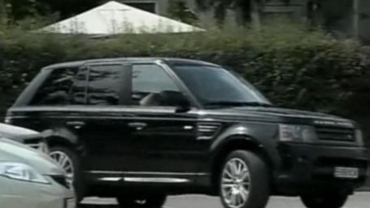 tinerii democrat liberali au facut o adevarata parada de masini scumpe la scoala de vara