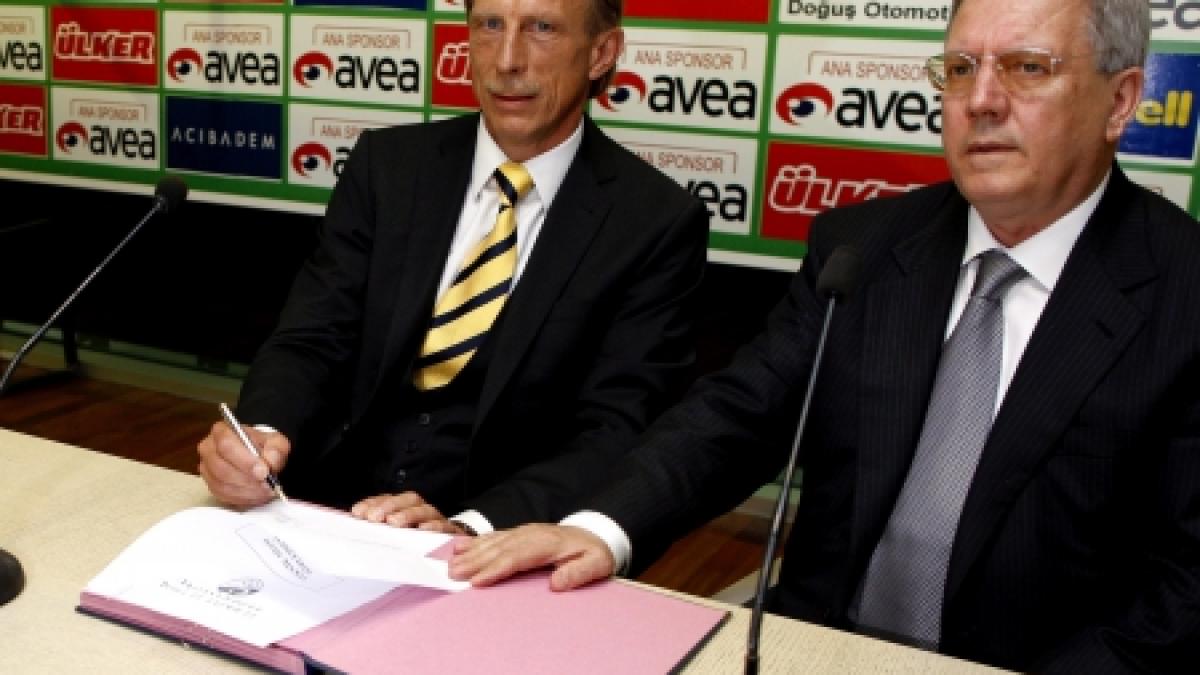 fenerbahce vrea daune de 45 de milioande de euro de la uefa pentru excluderea din liga campionilor